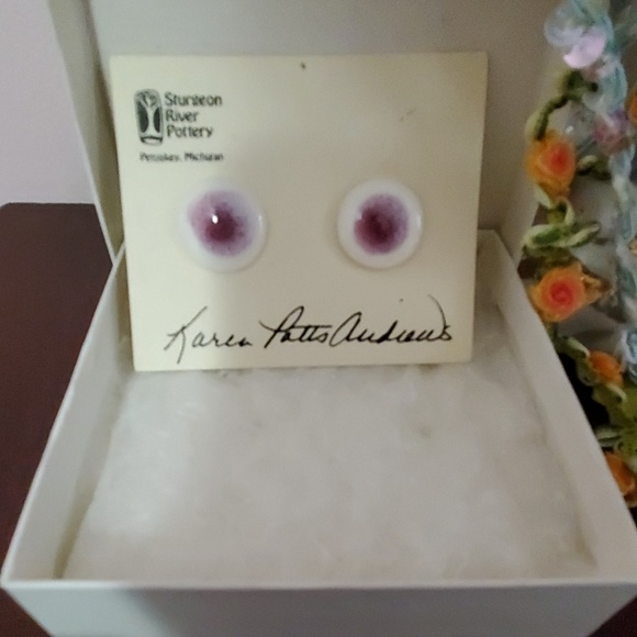 NWOT Hand made Earrings - Picture 2 of 2